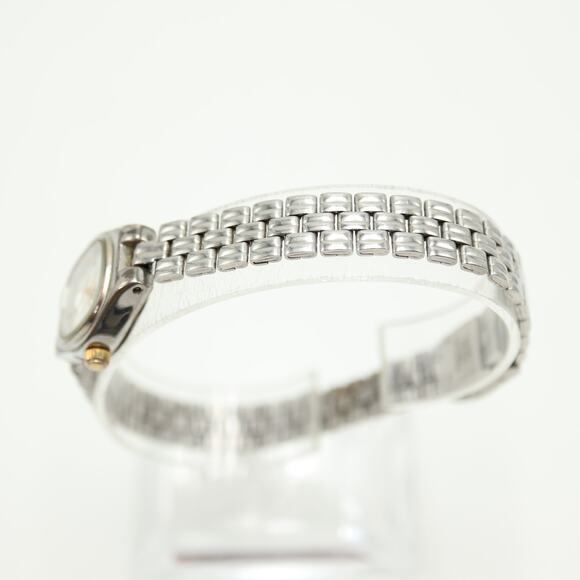 Vintage Tozai Japan Silver Tone Womens 18mm White Oval Watch w New Battery - Picture 9 of 11